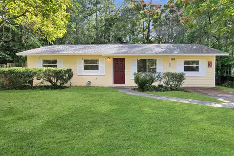 1919 Karen Ln, Tallahassee, FL 32304