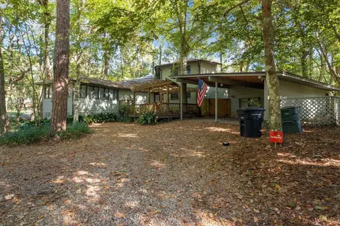 2933 Woodside Dr, Tallahassee, FL 32312