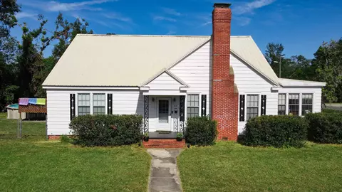 315 E Leon St, Perry, FL 32347