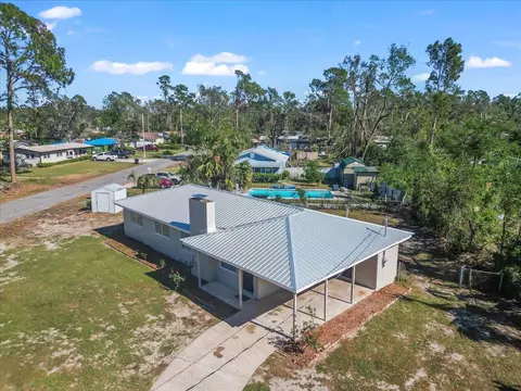 1001 E Margurite St, Perry, FL 32347 photo 4