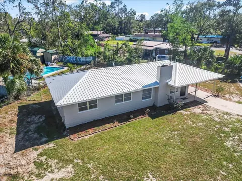 1001 E Margurite St, Perry, FL 32347 photo 3