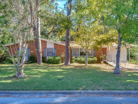 2211 Mulberry Blvd, Tallahassee, FL 32303