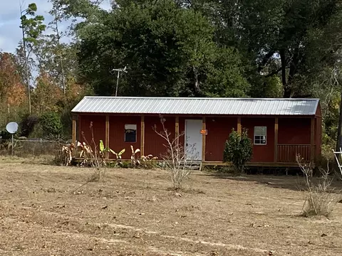 17929 NW Cr 275, Blountstown, FL 32424