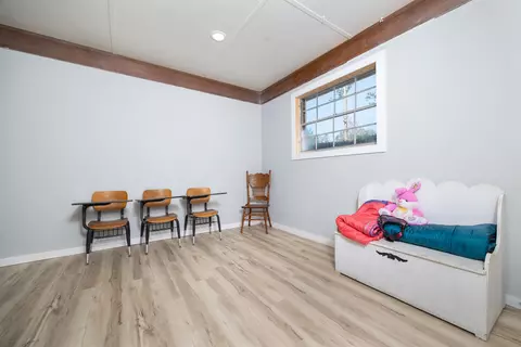 Living - 1419 E Green St, Perry, FL 32347 photo 4 of 4