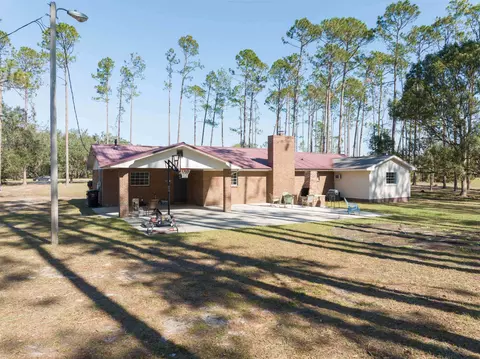Exterior - 1419 E Green St, Perry, FL 32347 photo 5 of 13
