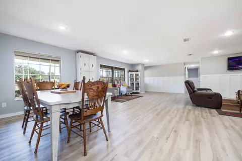 Dining - 1419 E Green St, Perry, FL 32347 photo 1 of 1