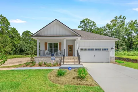 2018 Hansell Hill Dr, Tallahassee, FL 32308