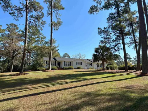 921 Magnolia Dr, Havana, FL 32333