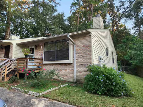 1513 Merry Oaks Ct, Tallahassee, FL 32303