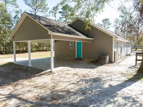 Exterior - 231 NE Green Tree Ter, Lee, FL 32059 photo 2 of 12