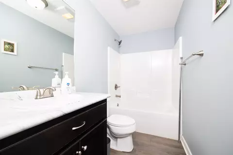 Bath - 231 NE Green Tree Ter, Lee, FL 32059 photo 1 of 5