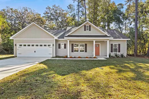 2401 Pennlyn Dr, Tallahassee, FL 32308