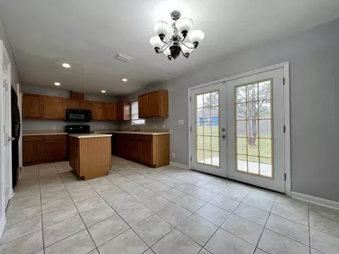 455 Rustling Pines Blvd, Midway, FL 32343 photo 12