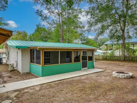 166 Carl King Ave, Carrabelle, FL 32322 photo 7