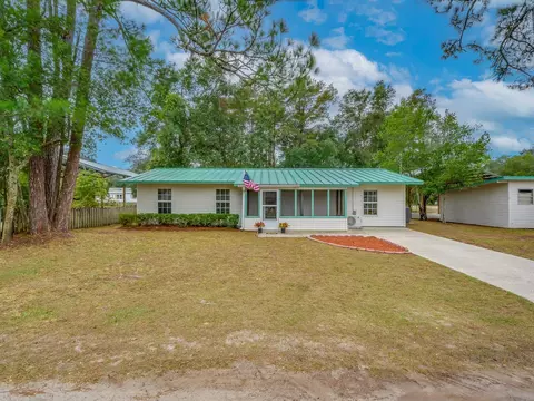 166 Carl King Ave, Carrabelle, FL 32322 photo 3