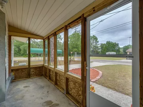 166 Carl King Ave, Carrabelle, FL 32322 photo 5