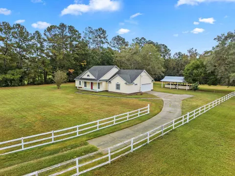9205 Yashuntafun Rd, Tallahassee, FL 32311