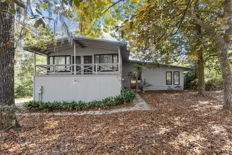 3021 Fermanagh Dr, Tallahassee, FL 32309