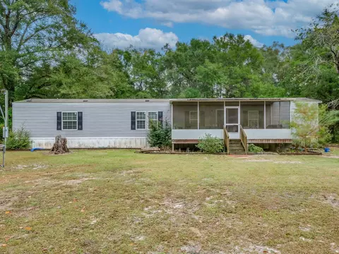 29 Serafino Ln, Crawfordville, FL 32327
