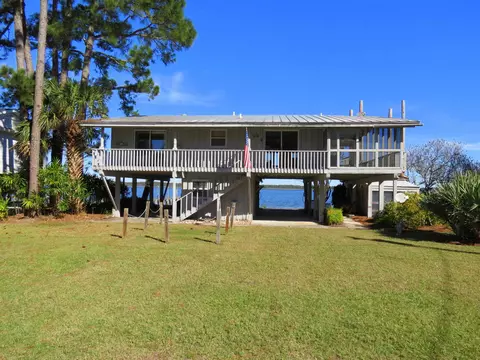 53 Fiesta Dr, Alligator Point, FL 32346