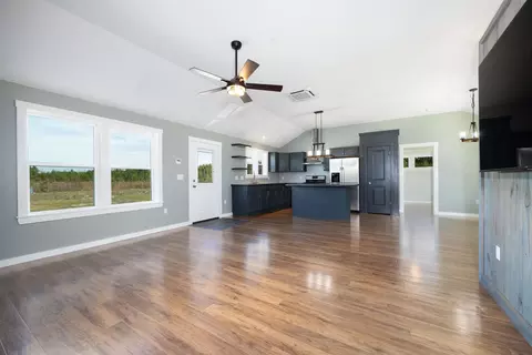 999 NE River Trace Trl, Lee, FL 32059 photo 5