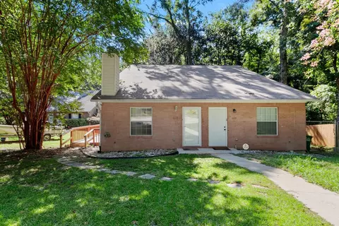 4827 Easy St, Tallahassee, FL 32303