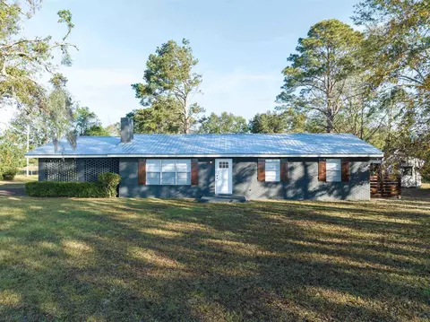 301 SE Balboa Dr, Madison, FL 32340