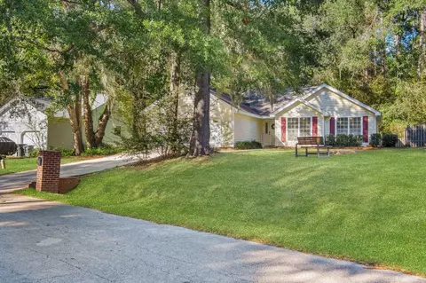 3900 Mayflower Ct, Tallahassee, FL 32303
