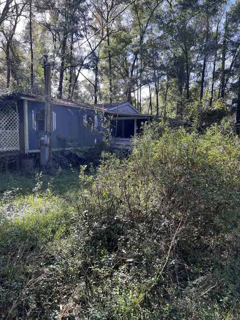 15 N Summerwind Cir, Crawfordville, FL 32327