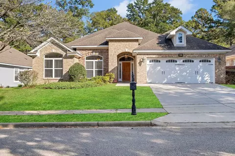 4987 Hollystone Ln, Tallahassee, FL 32312