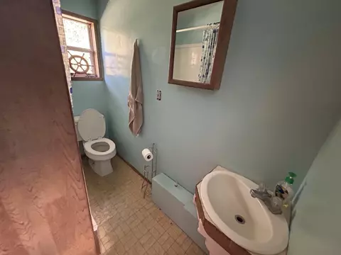 607 Pine St, Alligator Point, FL 32346 photo 9