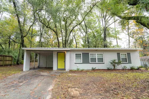 2413 Pontiac Dr, Tallahassee, FL 32301