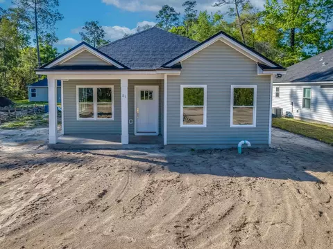 51 Pawnee Trl, Crawfordville, FL 32327