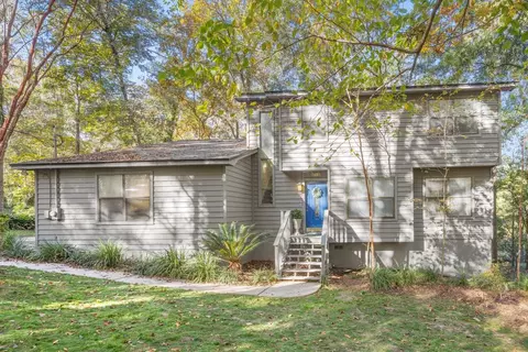 3420 Robinhood Rd, Tallahassee, FL 32312