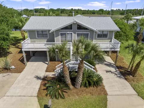 140 Royster Dr, Crawfordville, FL 32327