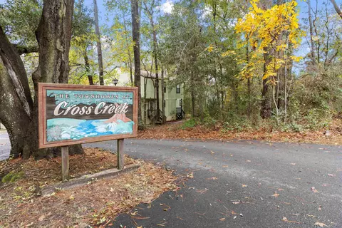 1200 Cross Creek Way #4, Tallahassee, FL 32301