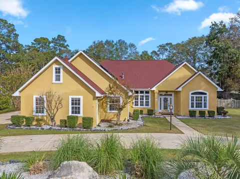 489 Meadow Ridge Dr, Tallahassee, FL 32312