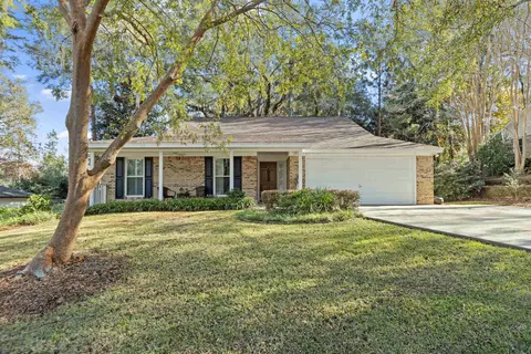 4501 Foxcroft Dr, Tallahassee, FL 32309