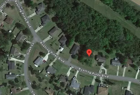 604 Rustling Pines Blvd, Midway, FL 32343