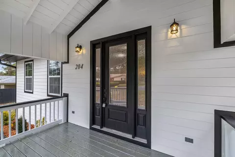 204 S Lowe St, Quincy, FL 32351
