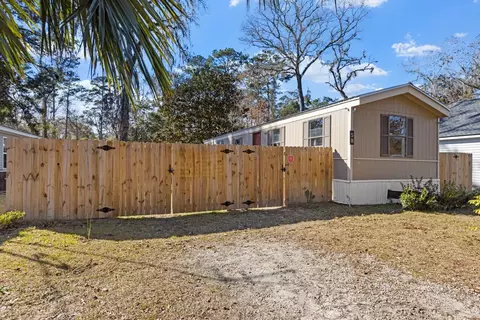 58 Maxson Rd, Crawfordville, FL 32327
