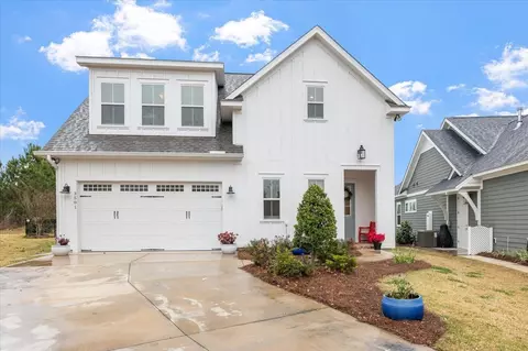 3501 Esplanade, Tallahassee, FL 32311