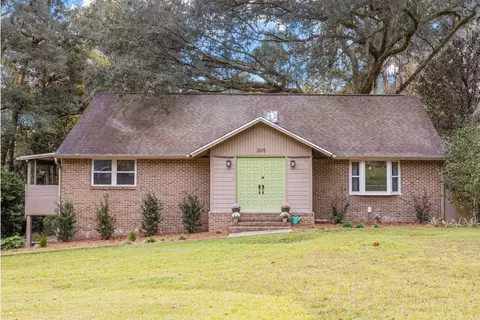 2615 Royal Oaks Dr, Tallahassee, FL 32309