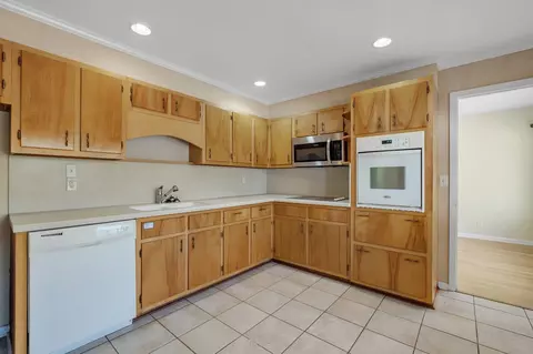 Kitchen - 200 State St, Perry, FL 32348 photo 3 of 3