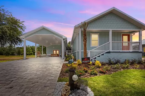 44 SW 877th St, Steinhatchee, FL 32359