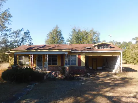 559 Carswell Rd, Quincy, FL 32351