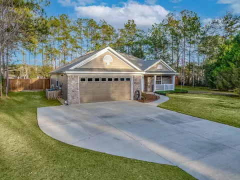51 Equine Dr, Crawfordville, FL 32327