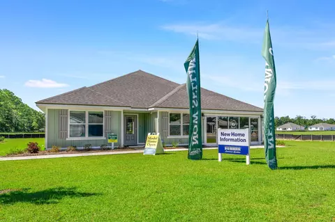 69 Hawthorn Pass, Crawfordville, FL 32327
