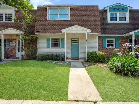 2715 Blair Stone Ln, Tallahassee, FL 32301