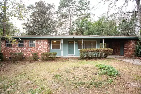 2042 Wahalaw Nene, Tallahassee, FL 32301